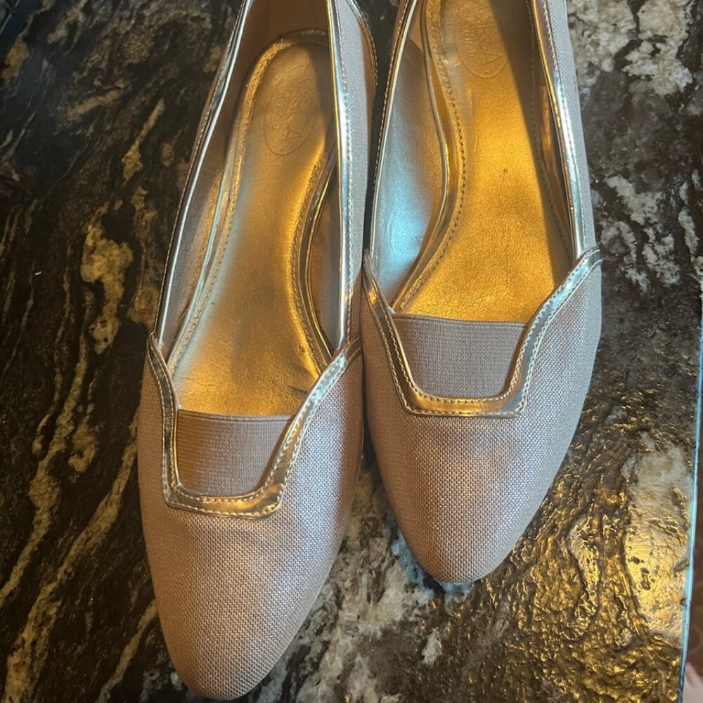 light gold  9 1/2 m wedge with 1 1/2 " heel